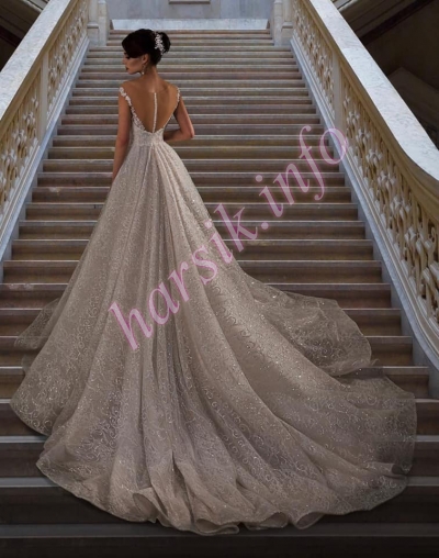 Wedding dress 654523189